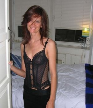 Skinny Mom In Black Lingerie